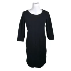Naisten collegemekko, koko 36