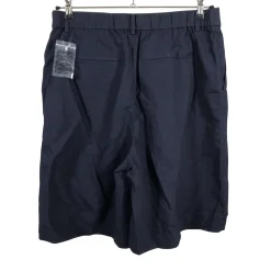 Naisten shortsit, koko 42